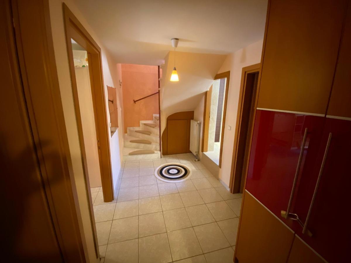 Ferienwohnung Voula'S Dream House Néa Péramos Exterior foto