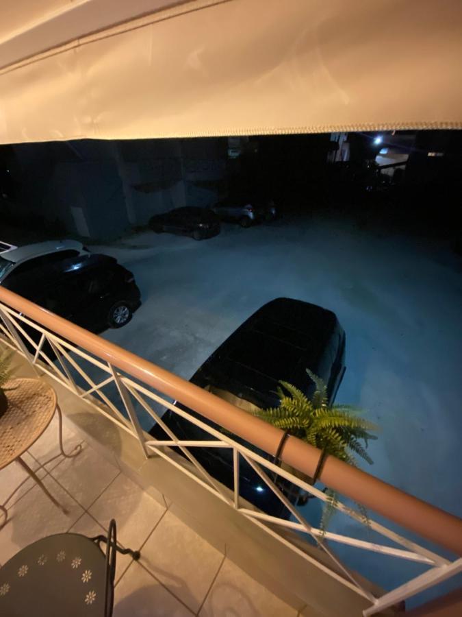 Ferienwohnung Voula'S Dream House Néa Péramos Exterior foto